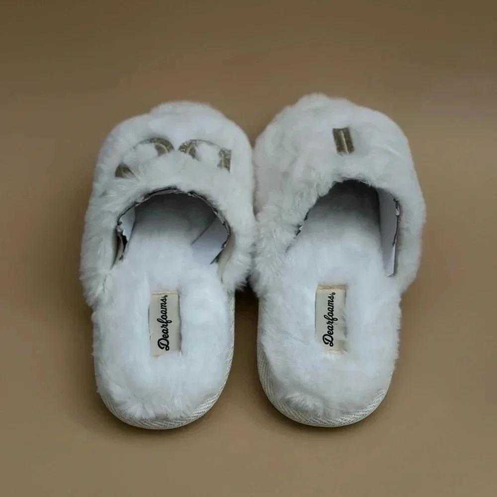 NWOT Women's I Do Slippers by Dearfoams White Size: 5-6 - Picture 4 of 4
